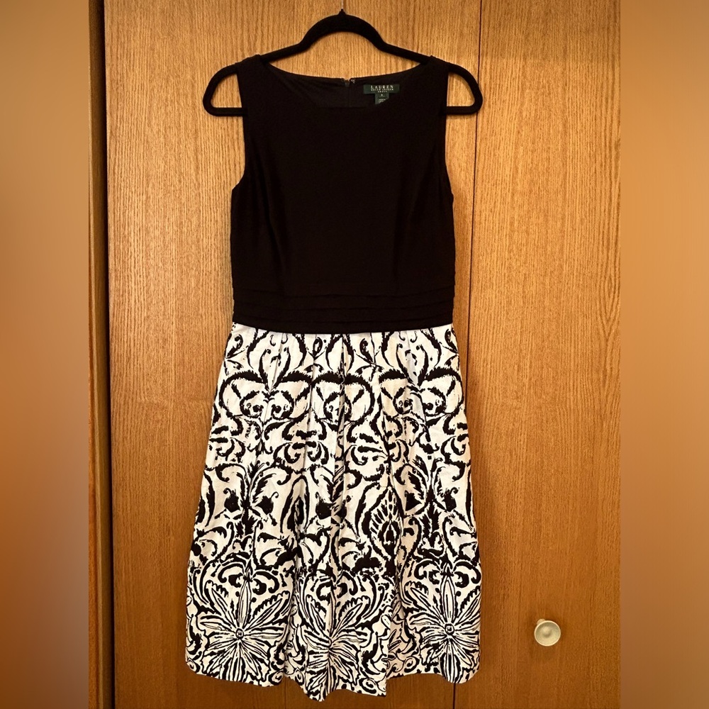 LAUREN RALPH LAUREN Women's Size 8 Sleeveless Black White Dress Lined Cocktail